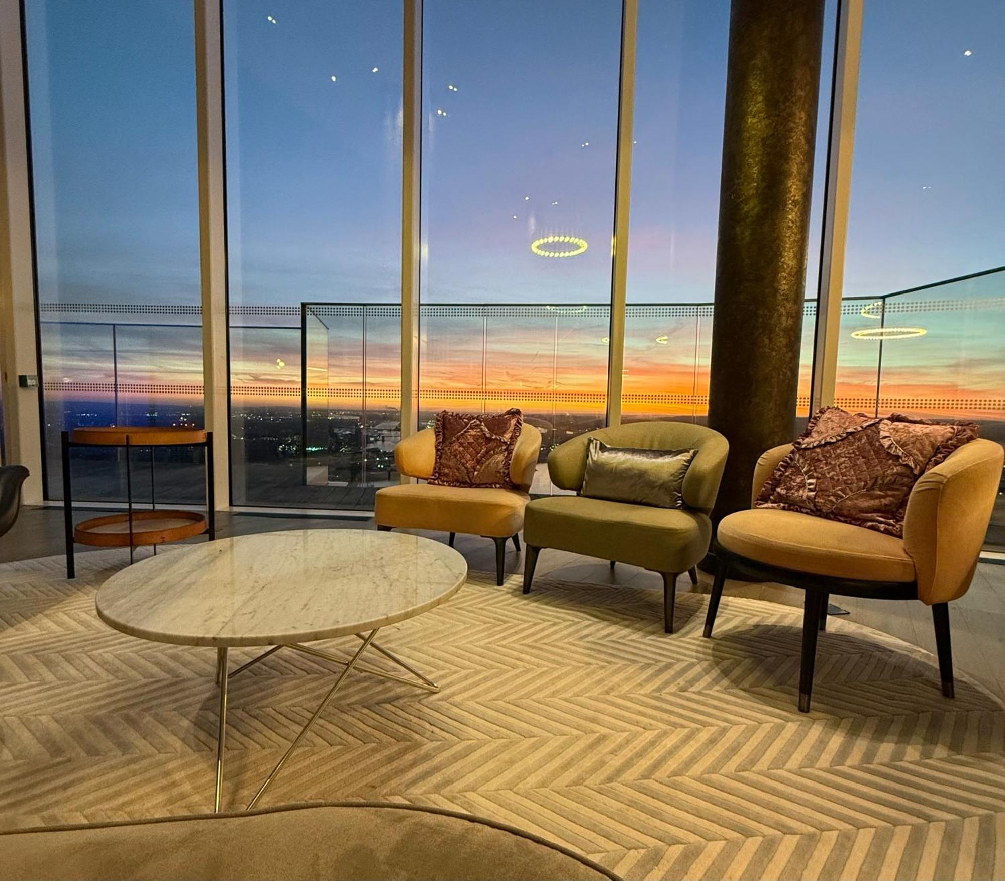 Luxury Modern 2 Bed Flat With Balcony And City View - Canary Wharf City Center 伦敦 外观 照片
