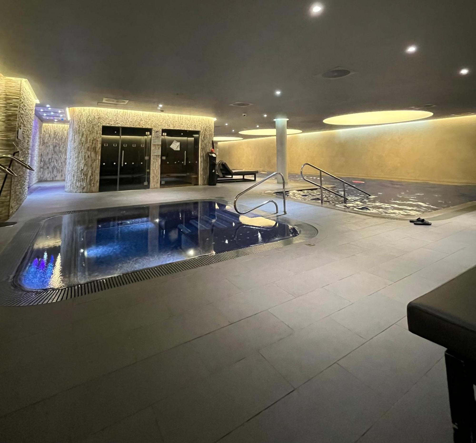 Luxury Modern 2 Bed Flat With Balcony And City View - Canary Wharf City Center 伦敦 外观 照片