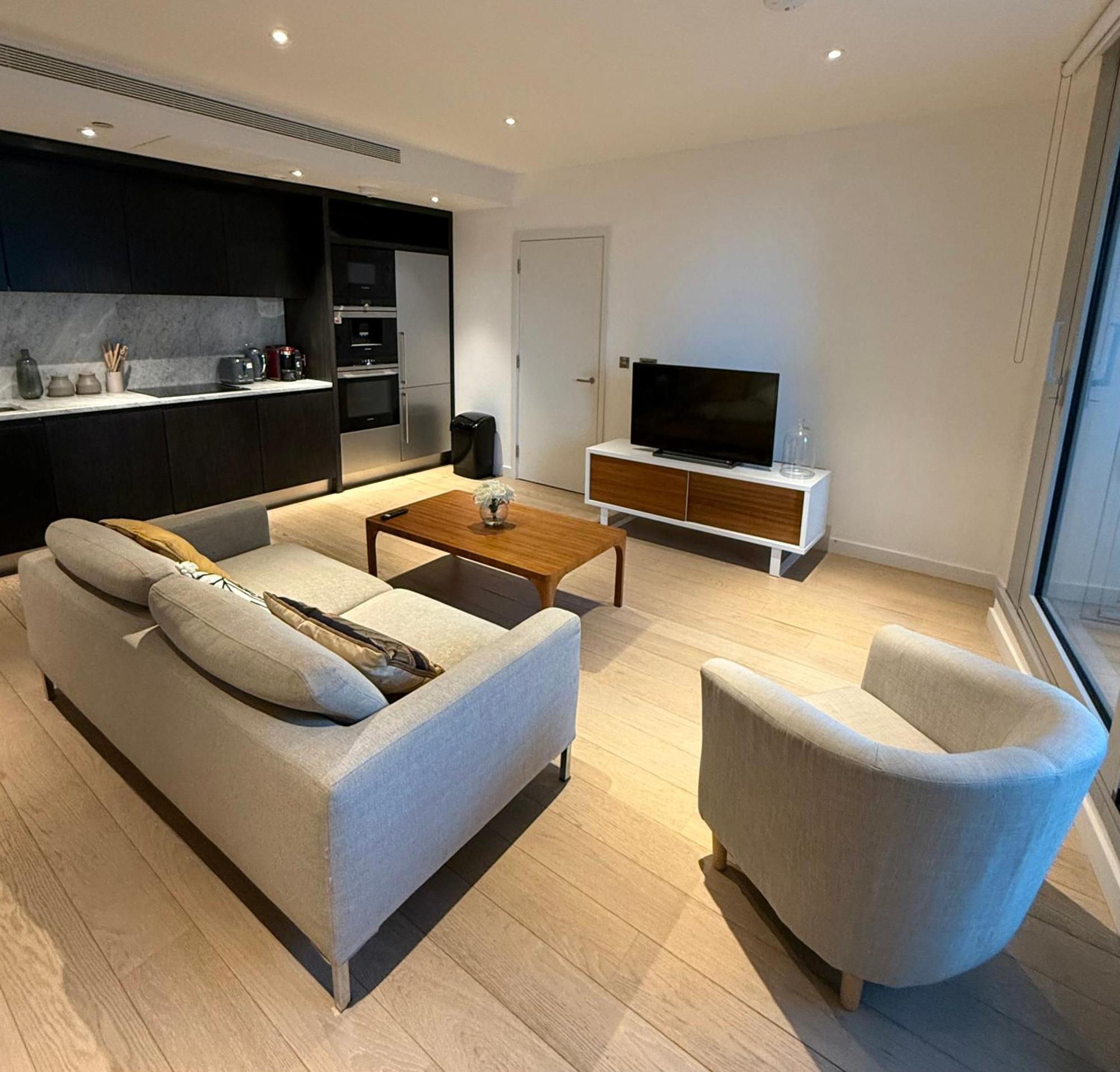 Luxury Modern 2 Bed Flat With Balcony And City View - Canary Wharf City Center 伦敦 外观 照片