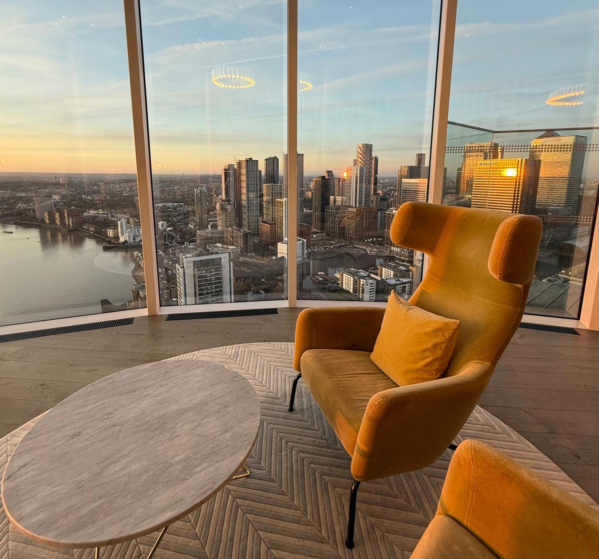 Luxury Modern 2 Bed Flat With Balcony And City View - Canary Wharf City Center 伦敦 外观 照片